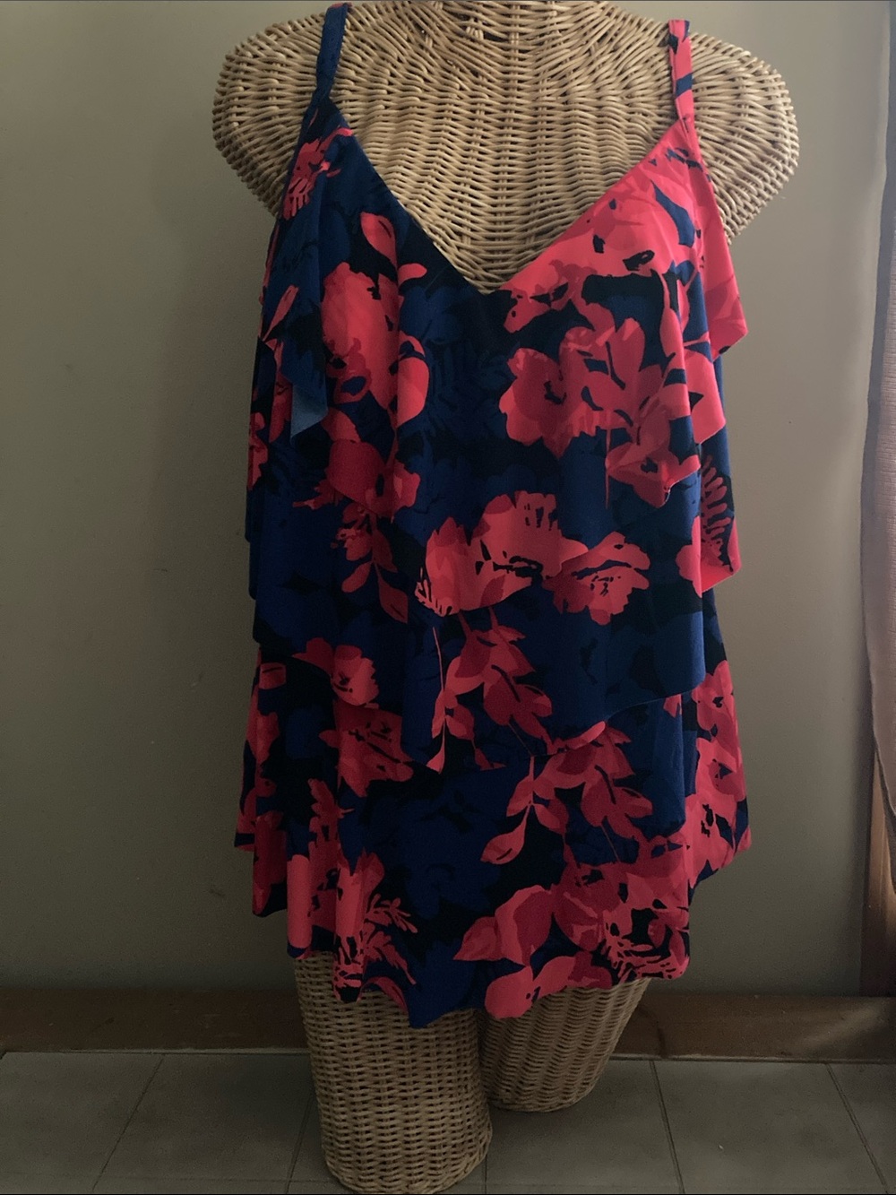 Navy Blue & Floral Ruffle Swim Top 16W